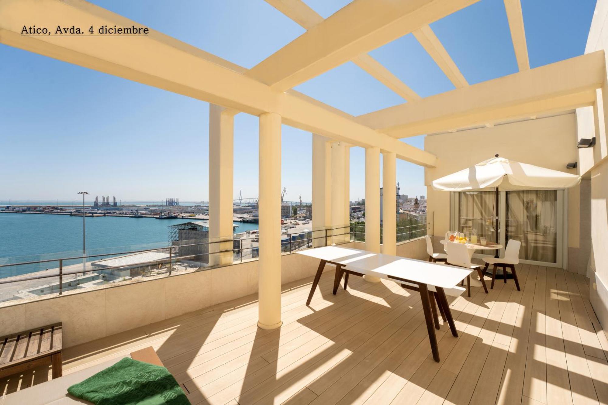 Plaza Mina Suites - Adults Recommended By Luxury Suites Cádiz Eksteriør billede
